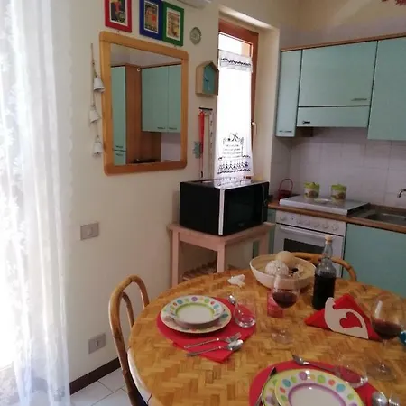 度假居 La Casa Di Martina 阿茨特雷扎